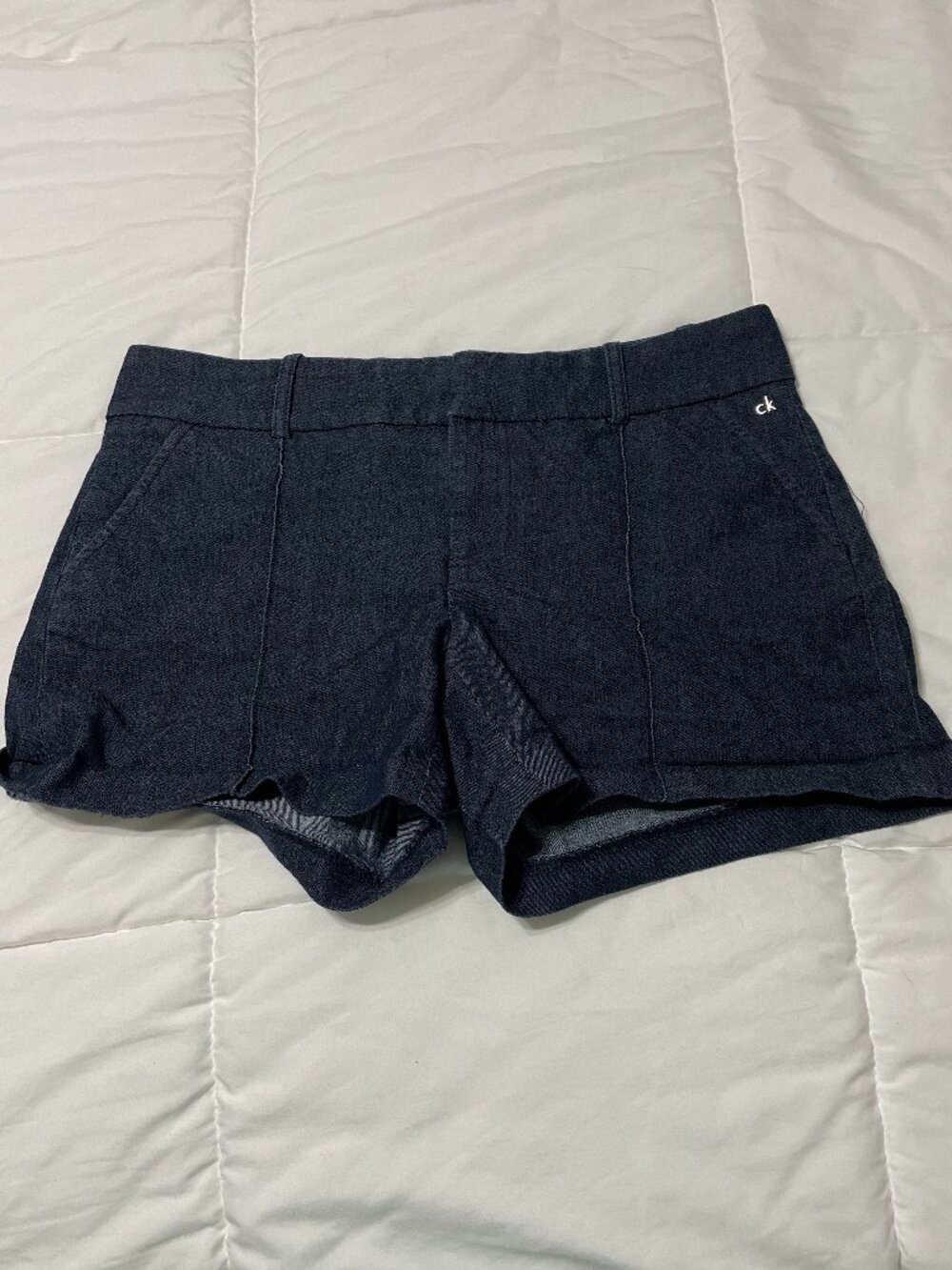 Calvin Klein Embroidered CK Tailored Trouser Denim Shorts Dark Wash Blue Size 2
